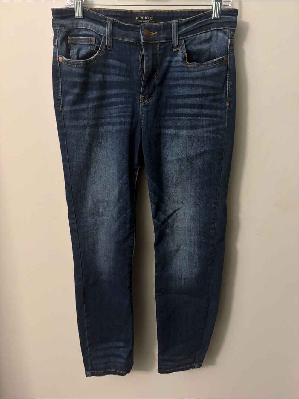 Judy Blue Mid to Dark Wash Skinny Jeans